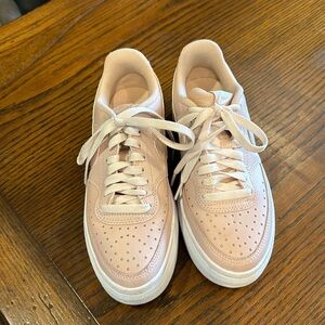 NIKE Air Force 1 light, pink slight platform sneakers size 6
